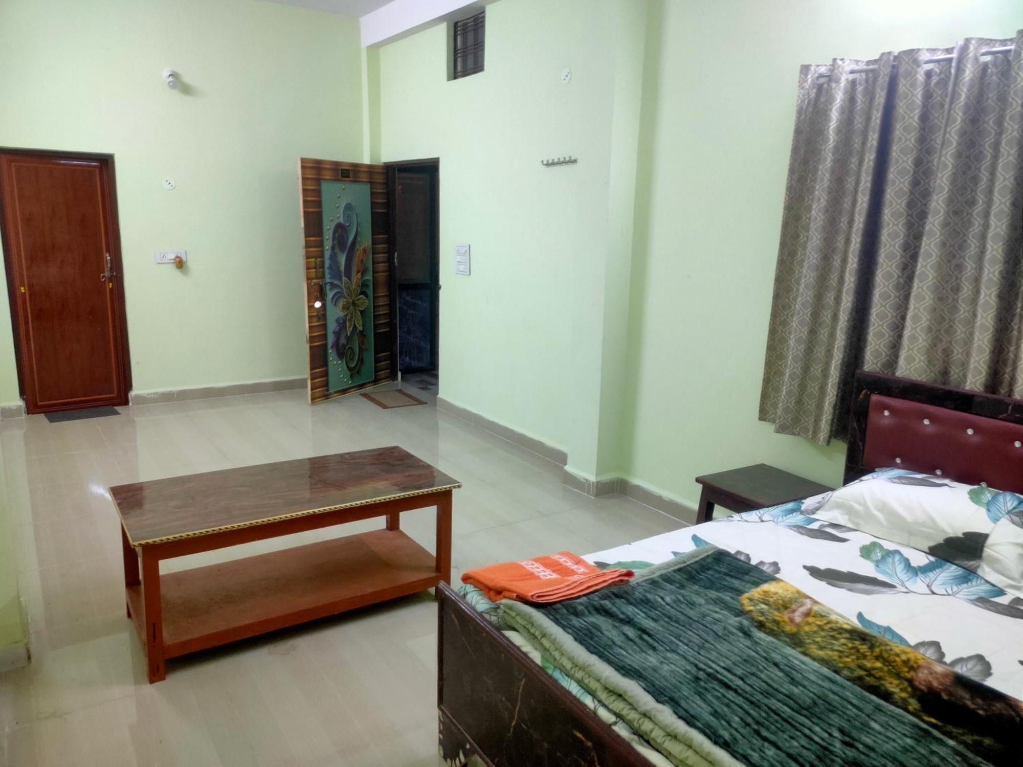 Hotel Shri Ram Palace Rewa Kültér fotó